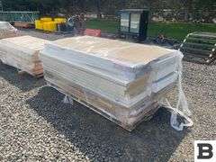 (6) Solid Core Hardboard Prehungs, (12) Bifolds