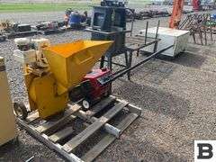 Toro 16" 98cc Snowthrower, International Wood Chipper