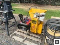 Toro 16" 98cc Snowthrower, International Wood Chipper