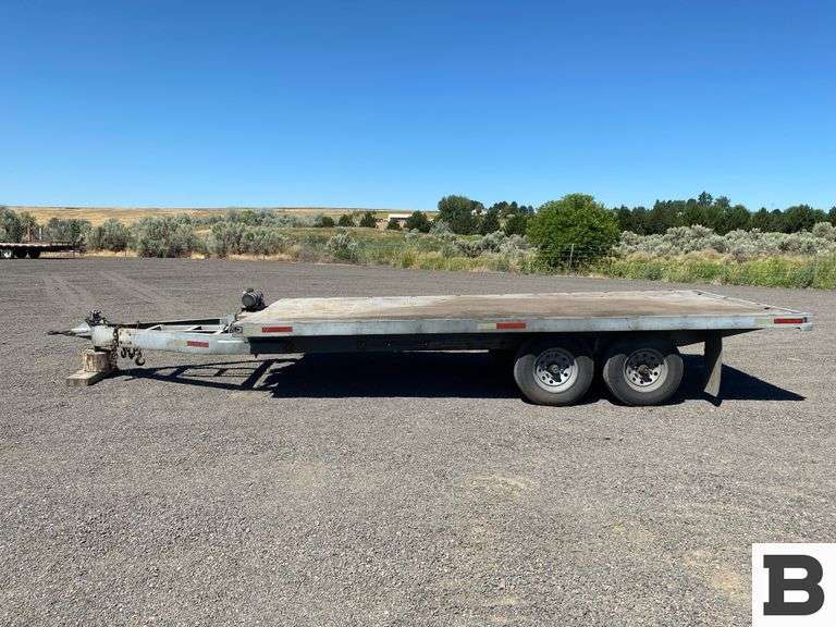 1986 Homemade Flatbed Trailer