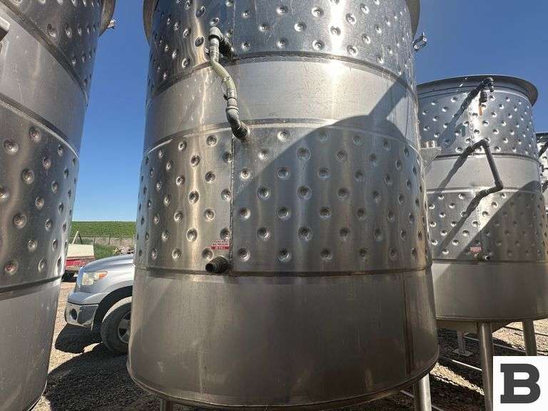 2003 Ripley 1430 Gallon Stainless Steel Fermenting Tank