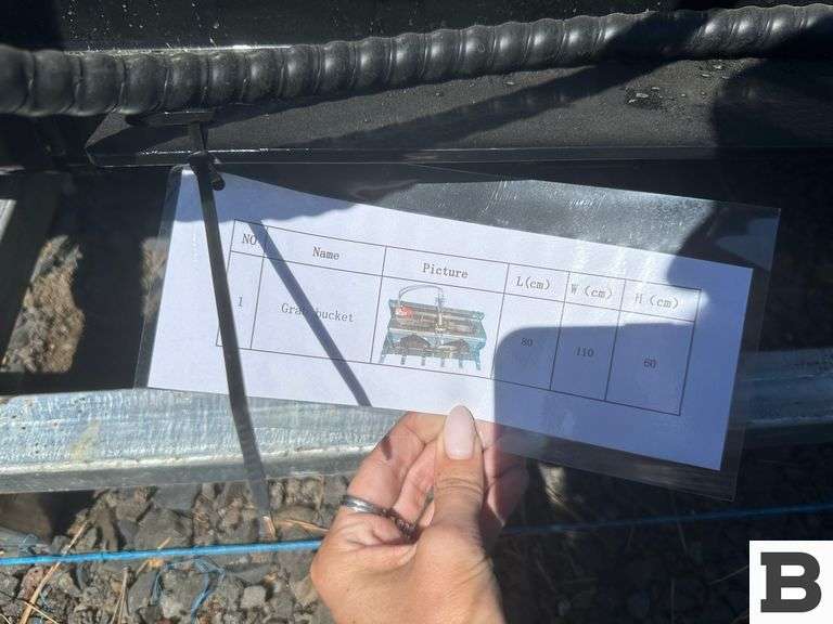 Mini Grab Bucket Attachment