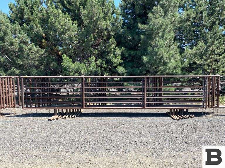 24' Free Standing Panels