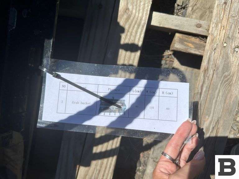 Mini Grab Bucket Attachment