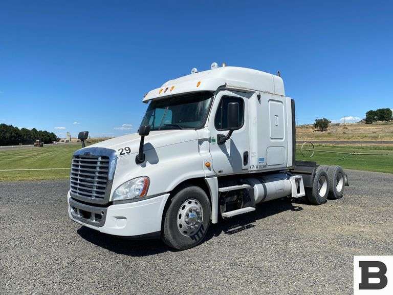 2012 Freightliner Cascadia 125 Tractor Truck