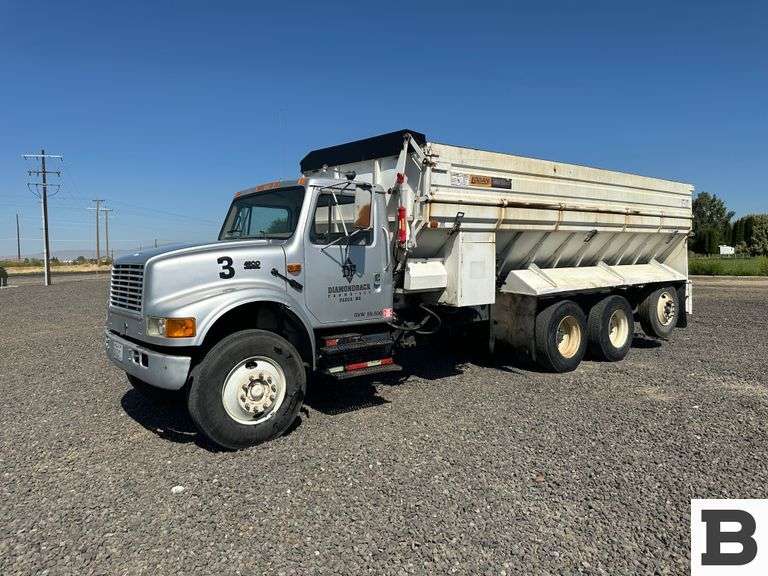 1999 International F-4900 Potato Truck - Pasco, WA
