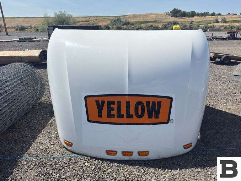 2018 Peterbilt Day Cab Wind Deflector