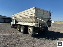 1999 International F-4900 Potato Truck - Pasco, WA