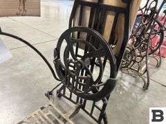 Saddle Stand