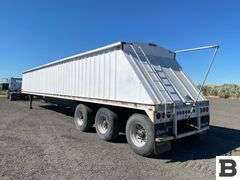 2000 Neville Grain Trailer