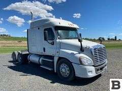 2012 Freightliner Cascadia 125 Tractor Truck