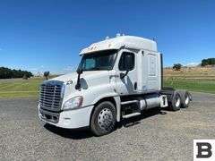 2012 Freightliner Cascadia 125 Tractor Truck