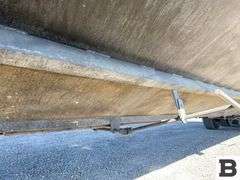 2000 Neville Grain Trailer