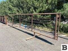 24' Free Standing Panel w/ 8' Gate