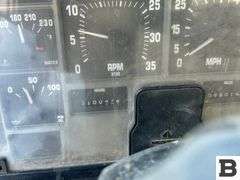 1999 International F-4900 Potato Truck - Pasco, WA