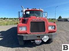 1974 Mack R600 Truck - Booker Auction Company