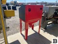 Central Pneumatic Steel Blaster Cabinet