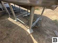 2003 Ripley 1430 Gallon Stainless Steel Fermenting Tank
