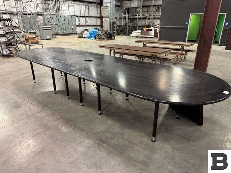 large Conference Table with Round Ends - Booker Auction Company
