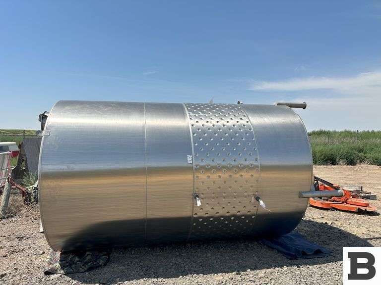 2003 Ripley 4000 Gallon Stainless Steel Blending Tank