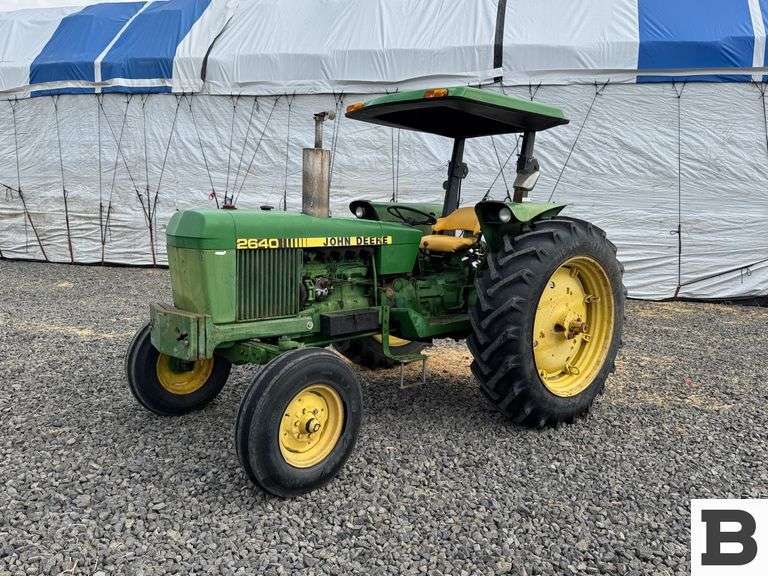 1976 John Deere 2640 Tractor