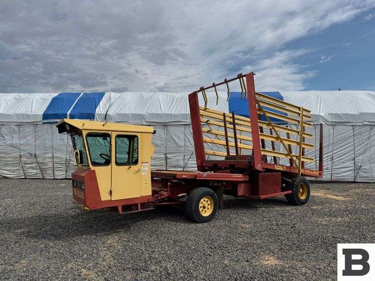 1998 New Holland 1095 Bale Wagon