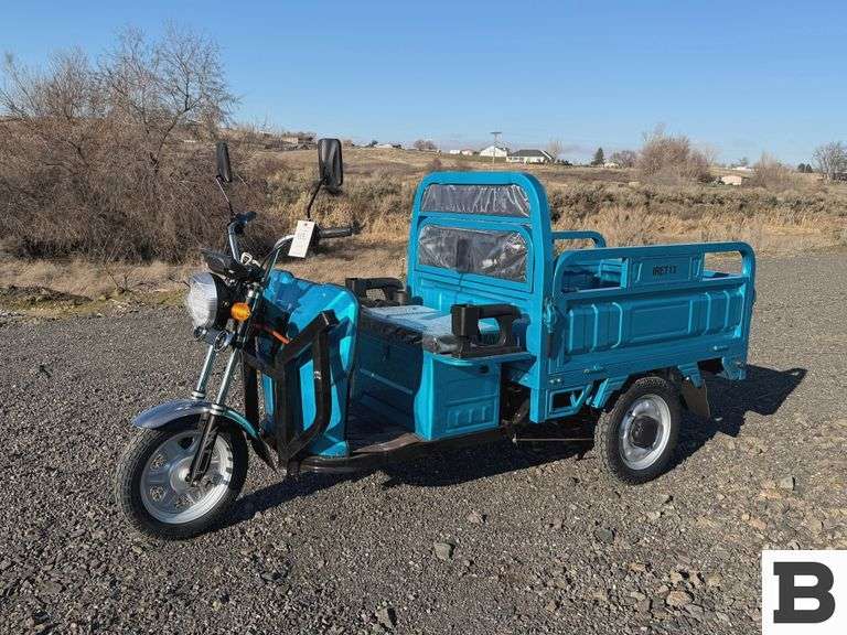 2025 IR IRET13 Electric Tricycle