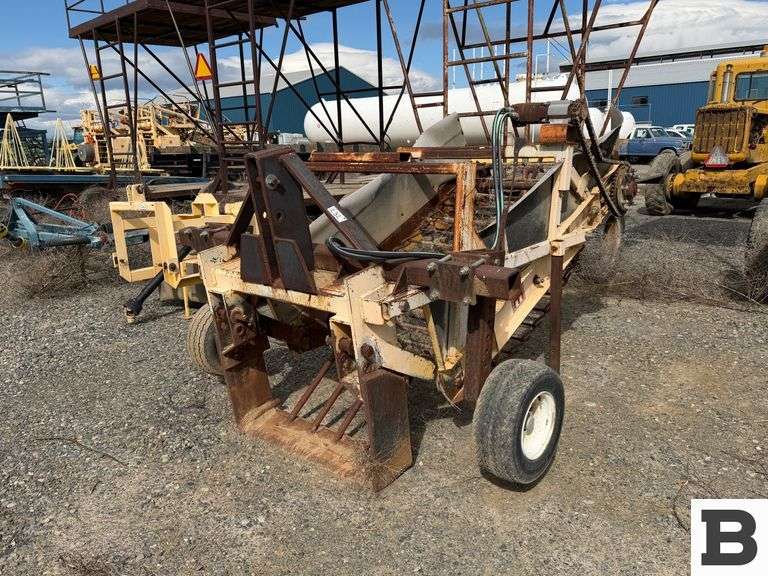 Fabro Raspberry Root Digger Home Made Root Digger (Large) - Booker Auction Company
