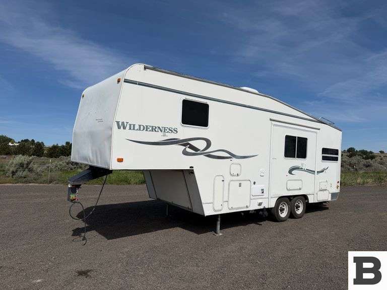 1999 Fleetwood Wilderness Travel Trailer