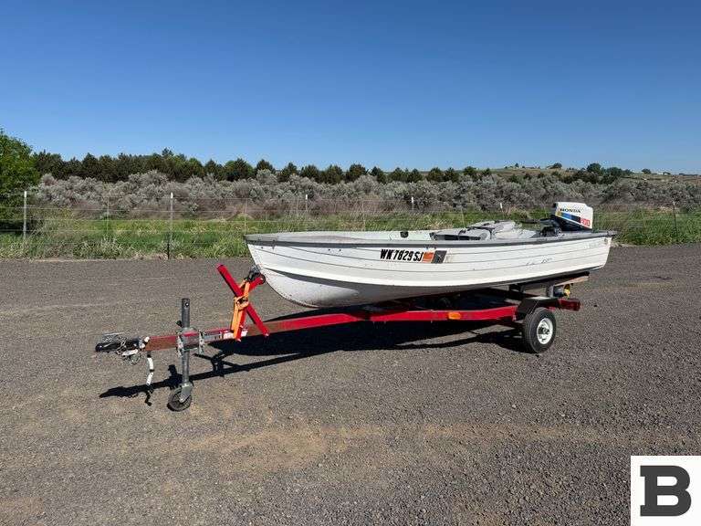 1968 Starcraft 12' Boat & 2017 Long Chih LCI-880P Boat Trailer