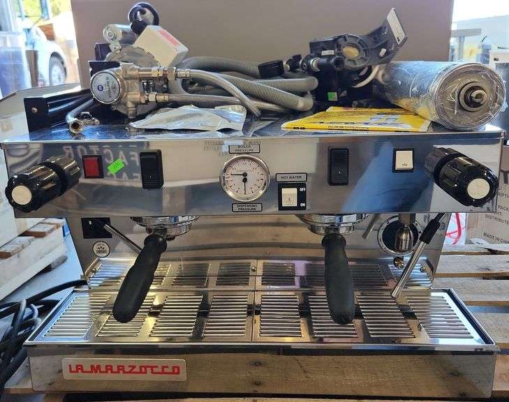 LA MARZOCCO Espresso Machine 27"×20"×17" Business Liquidation Auction