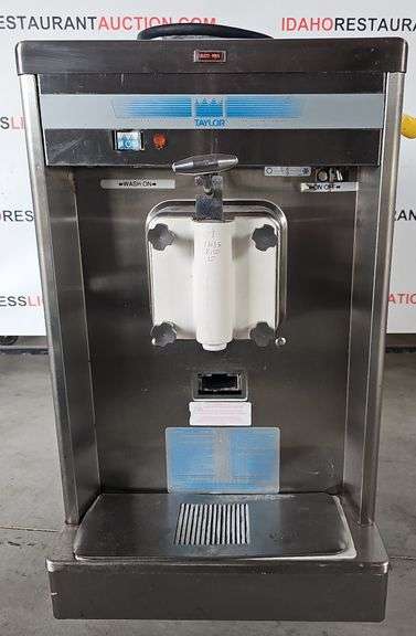 TAYLOR Soft Serve Machine