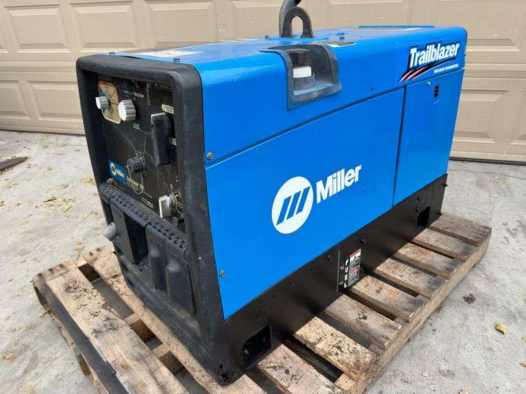 Miller Trailblazer 302 Welder / Generator