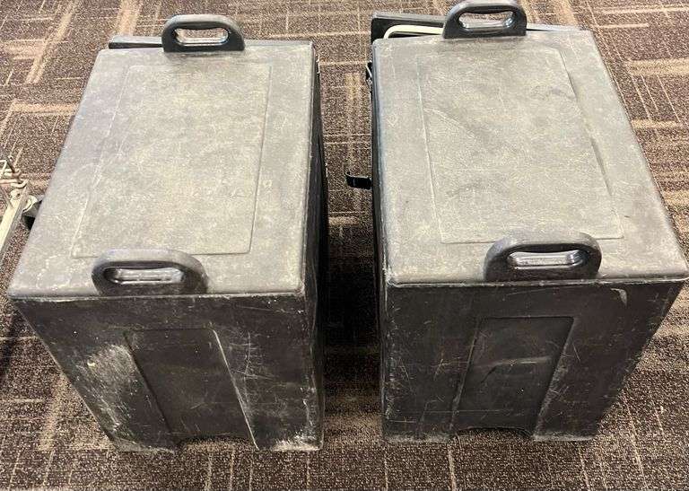 (2) CARLISLE Cateraide Insulated Food Carriers
