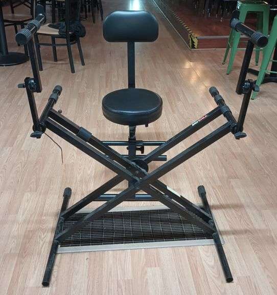kEYBOARD STAND / CHAIR
