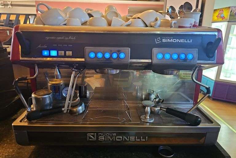 NUOVA SIMONELLI Espresso Machine
