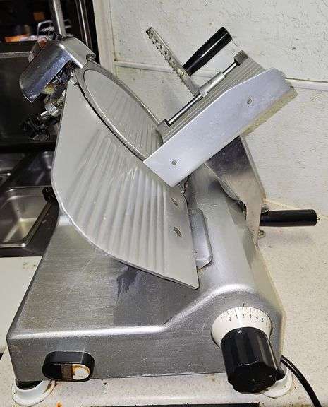 Commercial Meat Slicer With 10" Blade