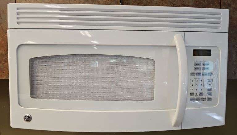 GE Above Stove Microwave with Stove Vent