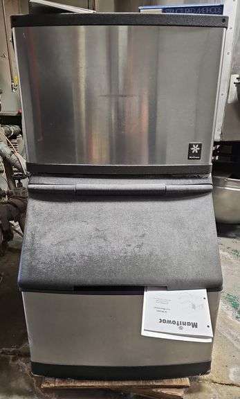 MANITOWOK Q Model Ice Machine with Manual