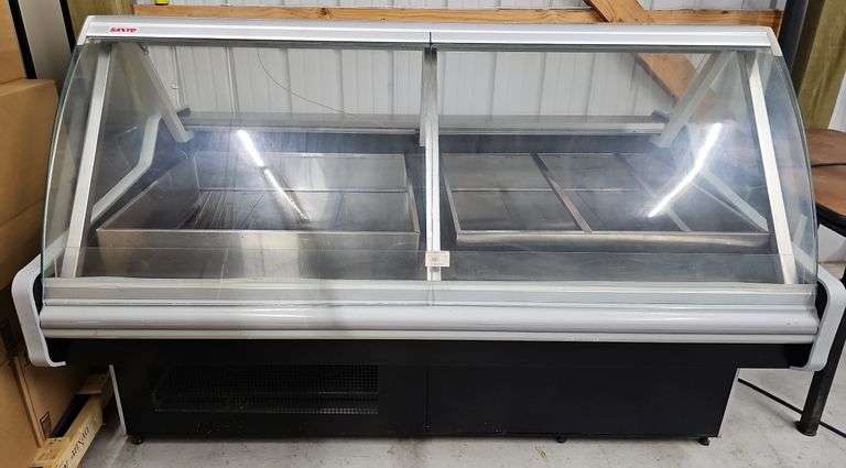 SANYE Refrigerated Deli Case 77" Front and Rear Load