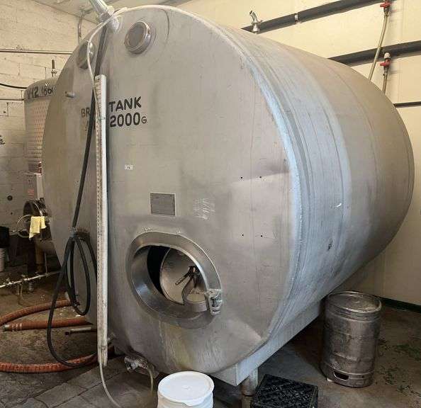 2000 Gallon Brite Tank