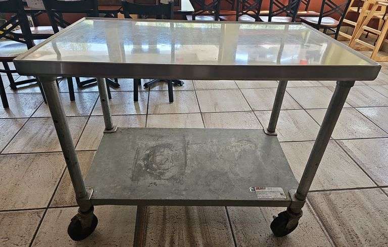 Stainless Rolling Table 40"×23"×34"