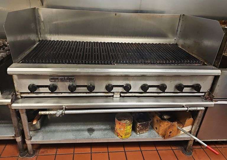 AMERICAN RANGE 60" 10 Burner Char Broiler and Equipment Stand.
