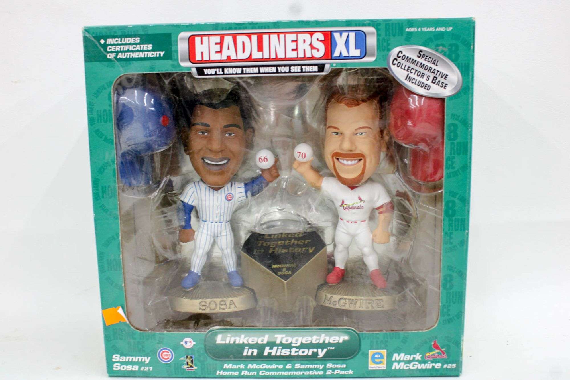 Sammy Sosa & Mark McGwire Headliners XL Figures The Great