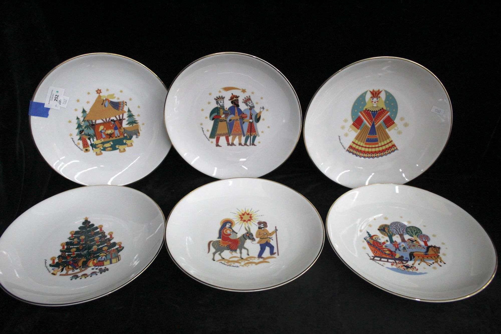 新品】【ドイツ製】 HUTSCHENREUTHER Easter Rabbit 小さ
