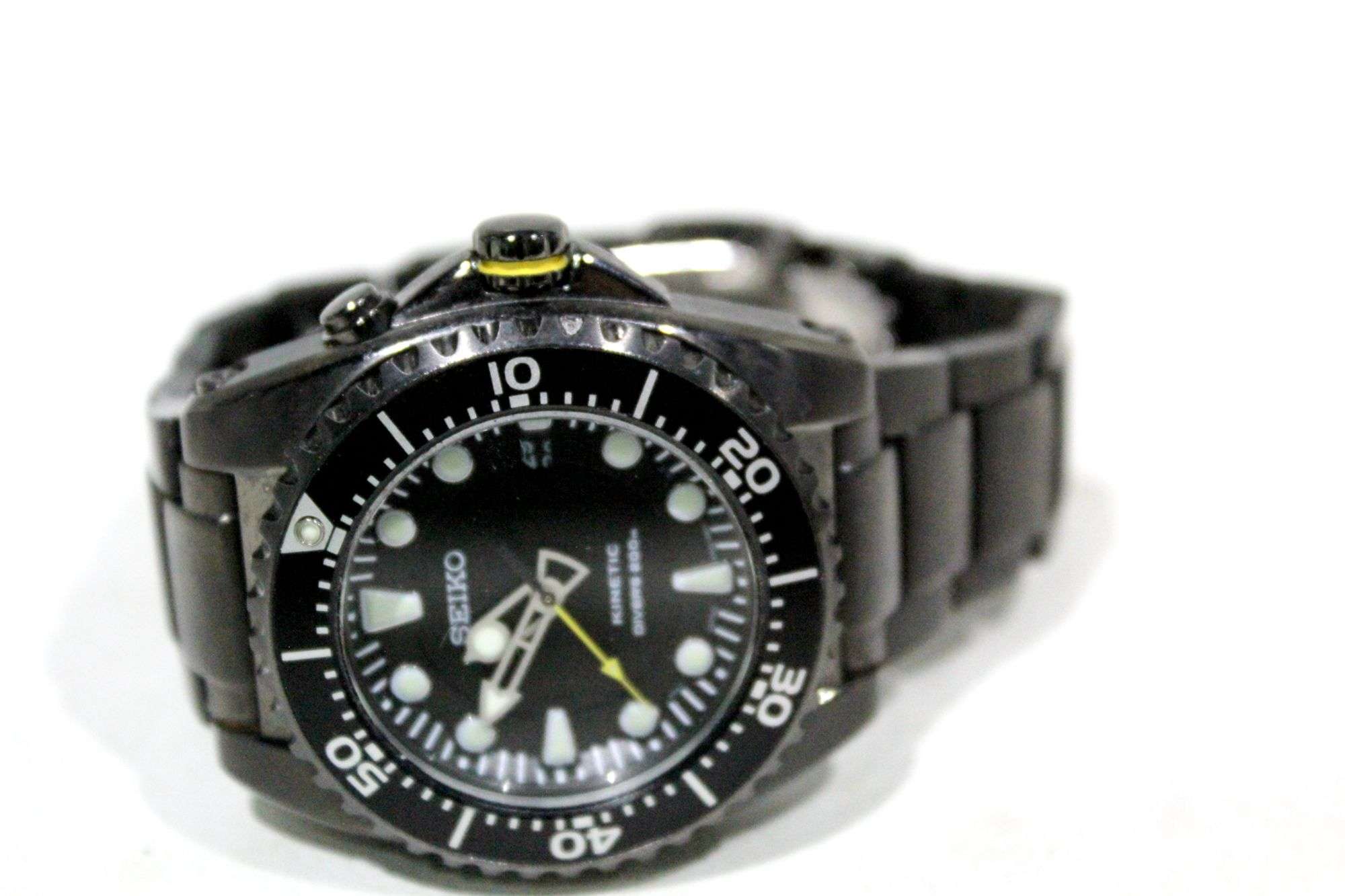 Seiko Kinetic Divers 200m mens watch , model 5m62 0bl0 , Serial