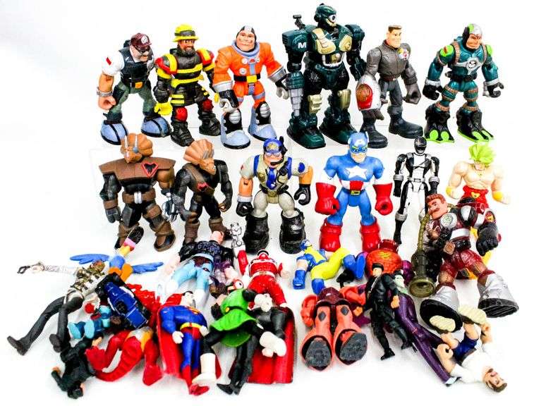 Collection of action figures Bunting Online Auctions