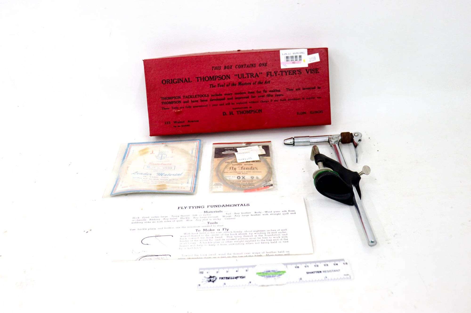 Étau De Pêche Thompson Modèle A Fly Tyer's - Occasion Excellent état Avec Boîte Et Notice