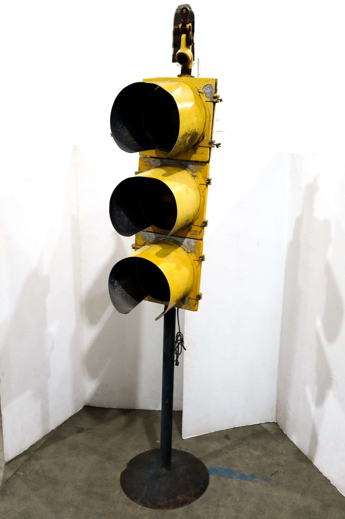 LFE Corp TCD Vintage Traffic Stop Light Automatic Signal Traffic