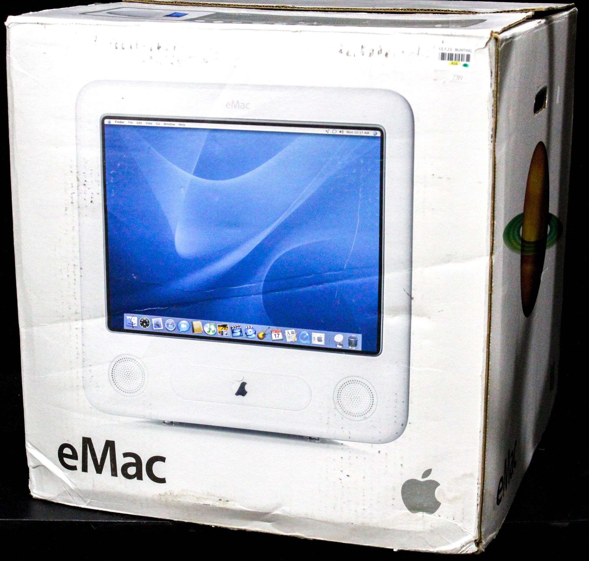 Apple iMac G3 ブルーベリー色、オリジナルボックス付属 Apple iMac G3 ブルーベリー色、オリジナルボックス付属